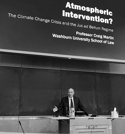 Photograph: Craig Martin presenting at Columbia University.